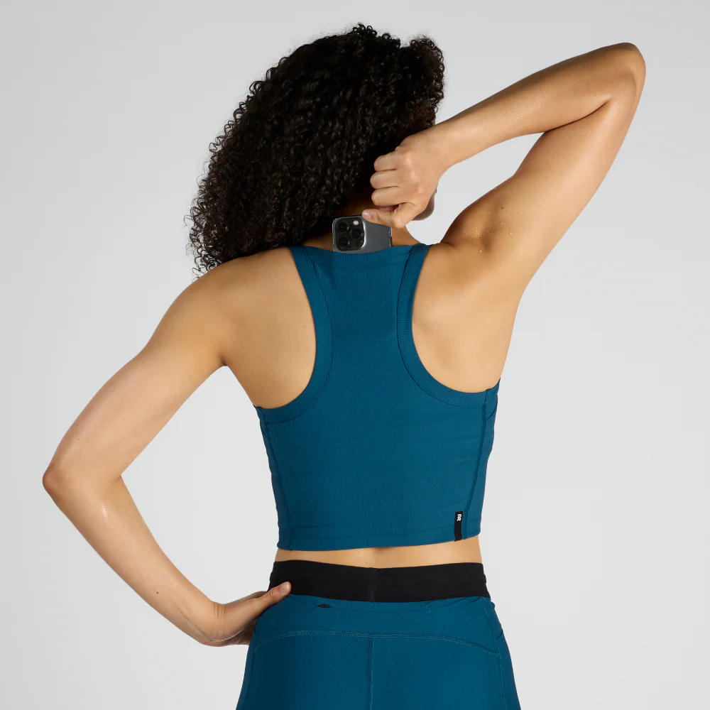Cadence™ Scoop Neck Race Crop - Image 2