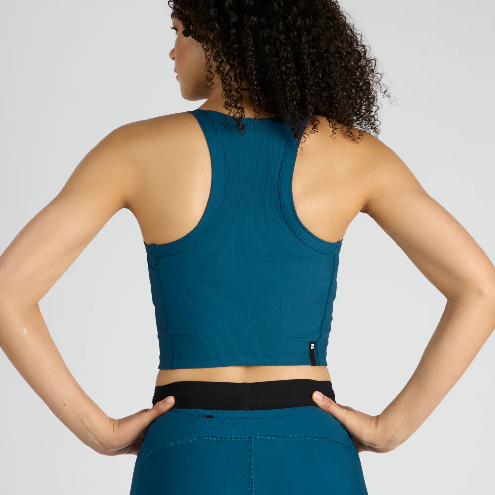 Cadence™ Scoop Neck Race Crop - Image 8
