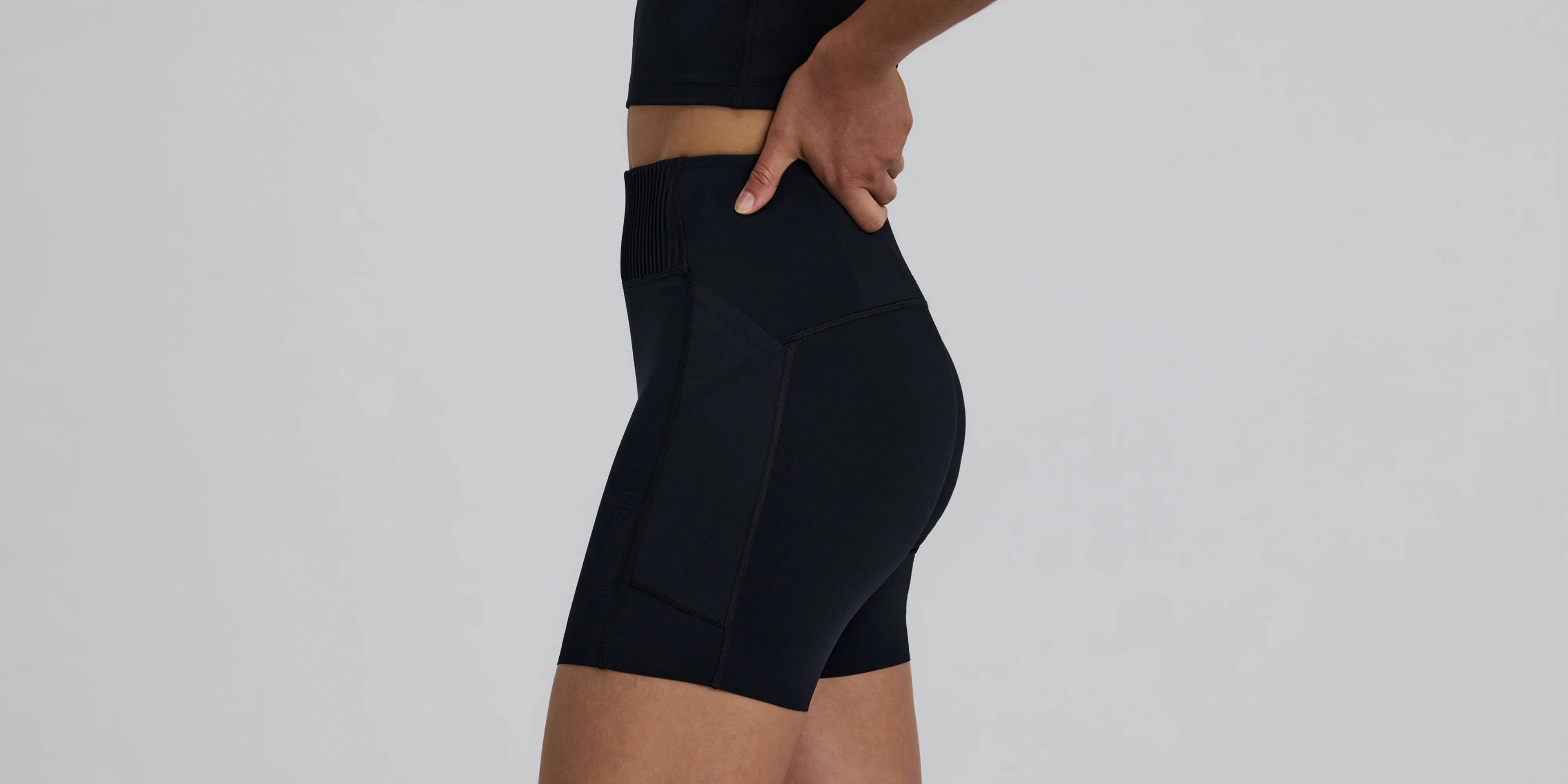 Women's Stamina-V™ High Waist 5" Compression Short - Black - Image 3