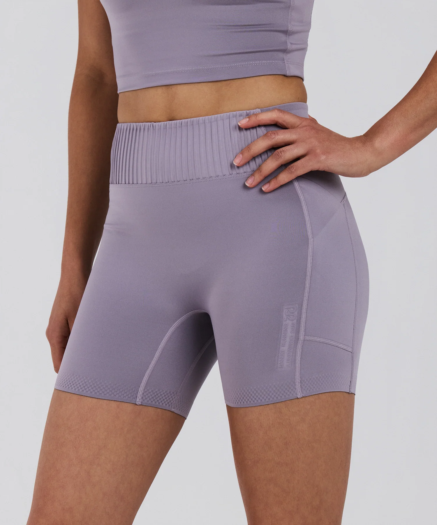 Women's Stamina-V™ High Waist 5" Compression Short - Violet Fog - Image 2